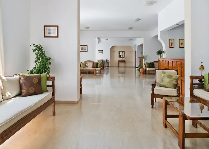Makarios Hotel